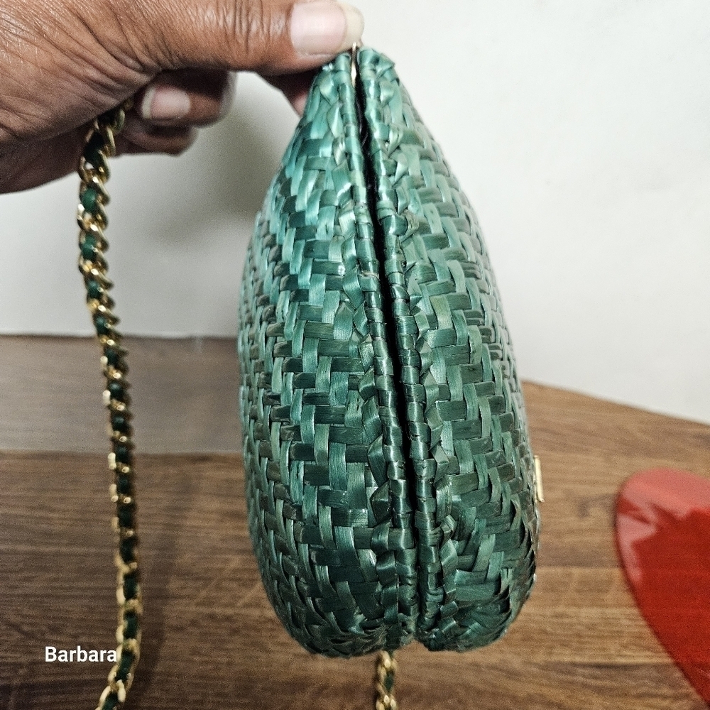 Nelly Green Handwoven Basket Weave Messenger Shoulder Bag - Picture 11 of 15